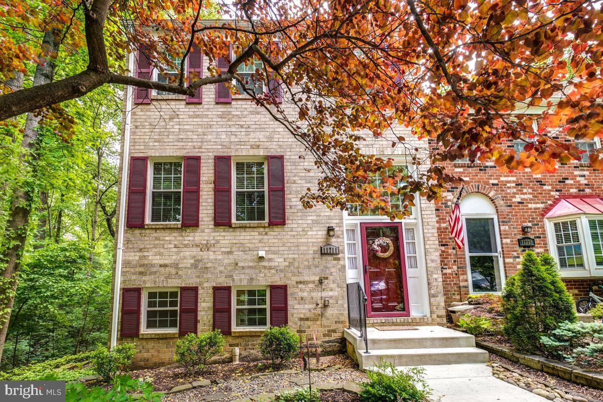 11711 Stillbrook Court Reston, VA 20191 - Photo 2 of 49