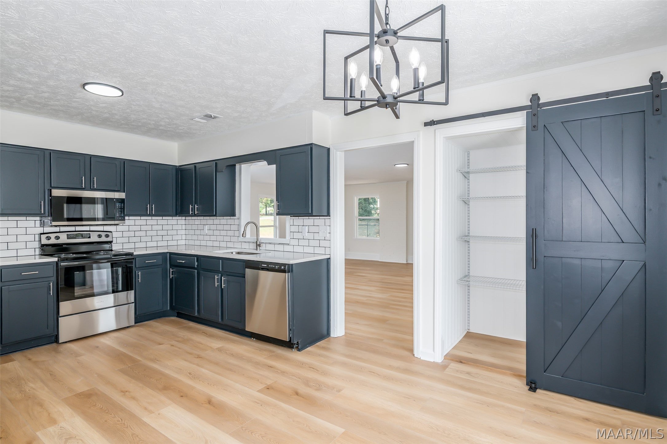 3054 Redland Road Wetumpka, AL 36093 - Photo 14 of 66 Gallery Image 14