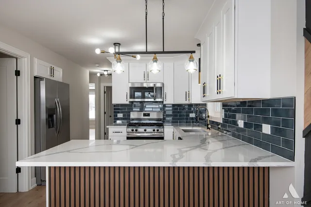 $439,900 | 7715 New England Avenue, Burbank, IL 60459