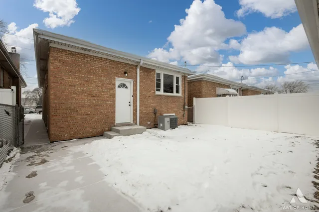 $439,900 | 7715 New England Avenue, Burbank, IL 60459