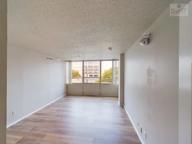 $1,995 | 1800 Lavaca Street, Unit 308, Austin, TX 78701