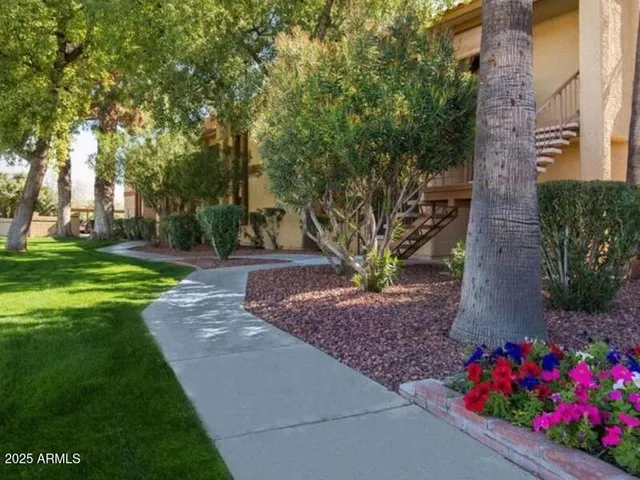 $1,298 | 9415 North 99th Avenue, Unit 2, Peoria, AZ 85345