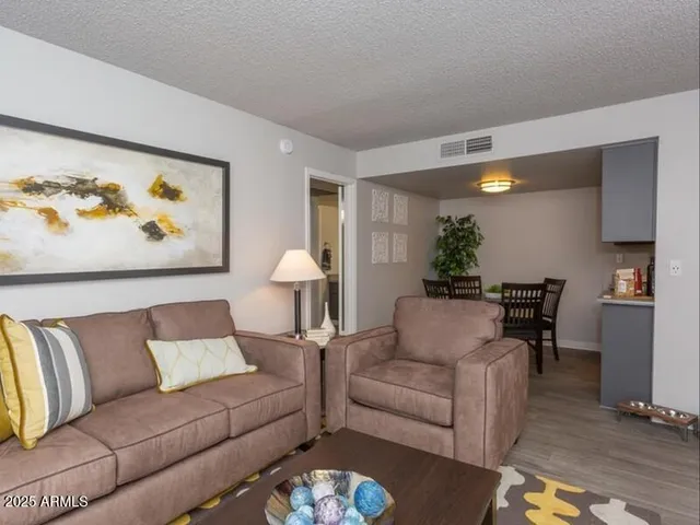 $1,298 | 9415 North 99th Avenue, Unit 2, Peoria, AZ 85345