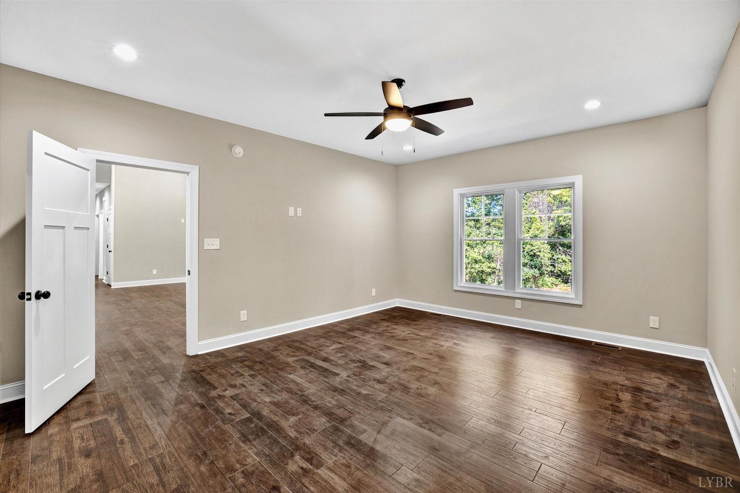 1522 Perennial Lane Goode, VA 24556 - Photo 21 of 48