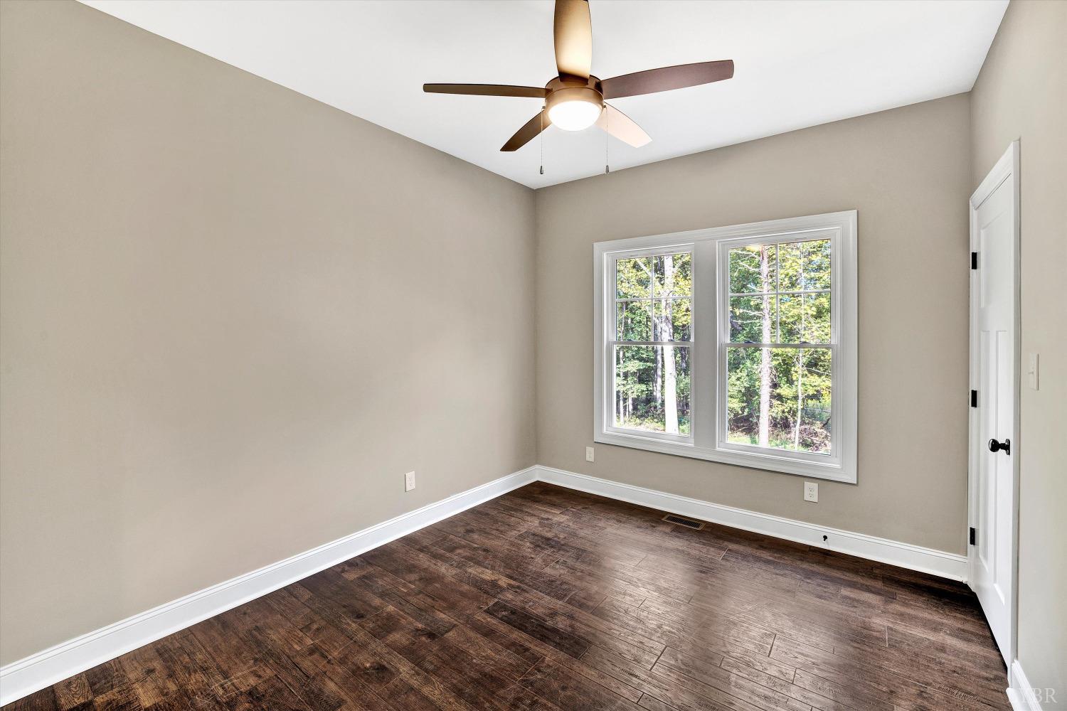 1522 Perennial Lane Goode, VA 24556 - Photo 33 of 48