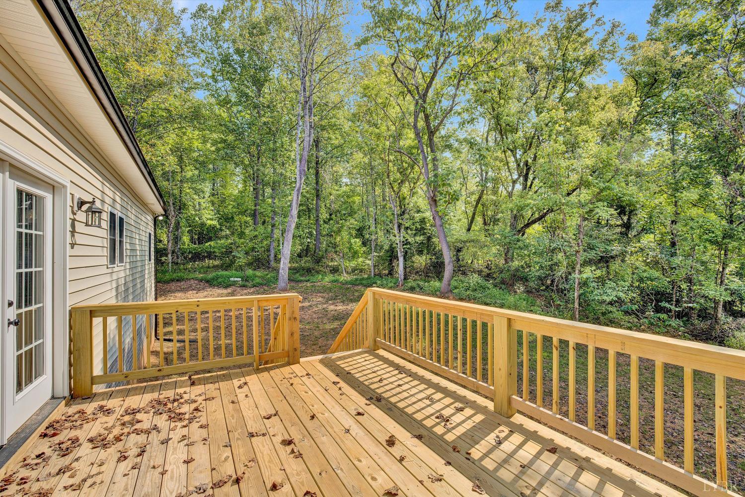1522 Perennial Lane Goode, VA 24556 - Photo 38 of 48
