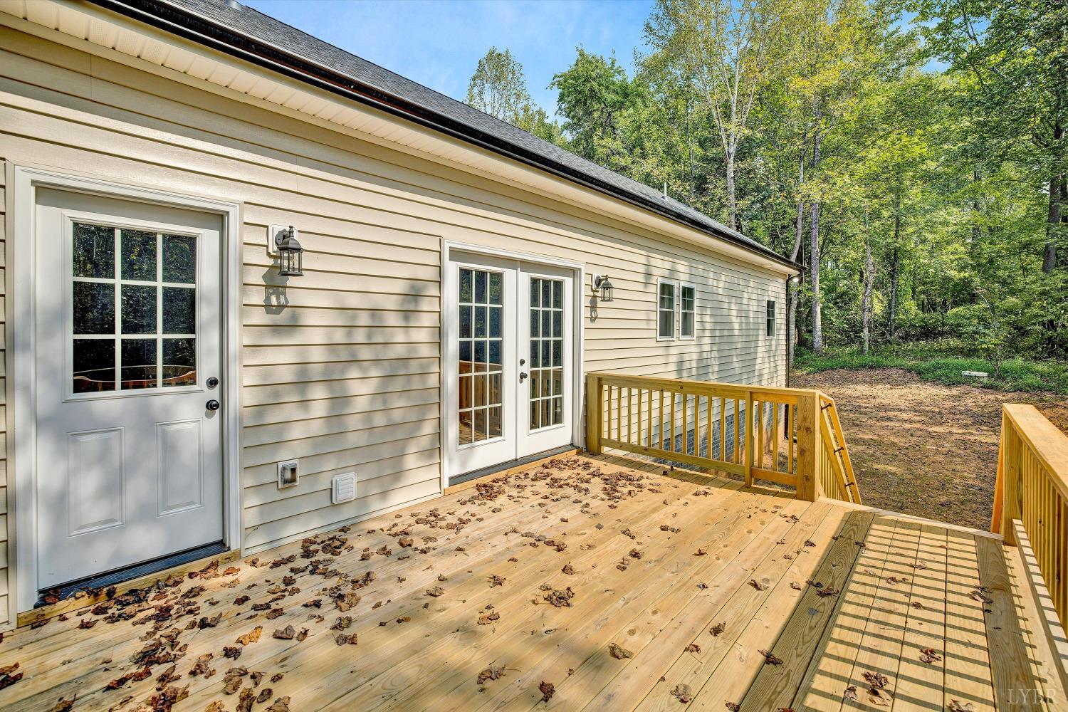 1522 Perennial Lane Goode, VA 24556 - Photo 39 of 48