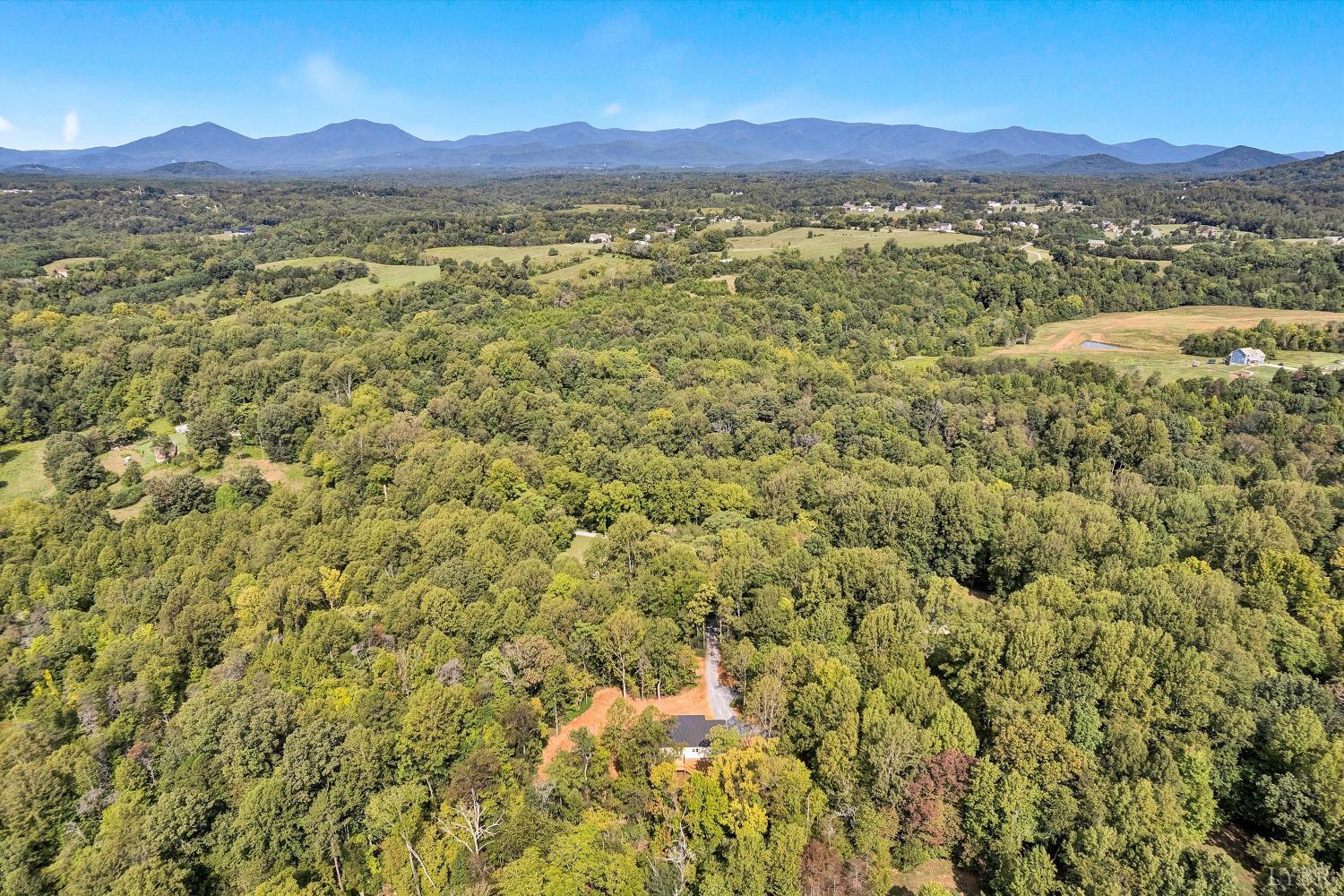 1522 Perennial Lane Goode, VA 24556 - Photo 46 of 48