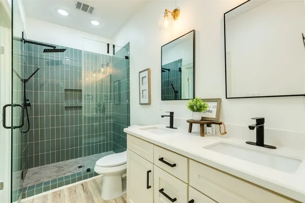 $695,000 | 312 Seabean Street, Surfside Beach, TX 77541