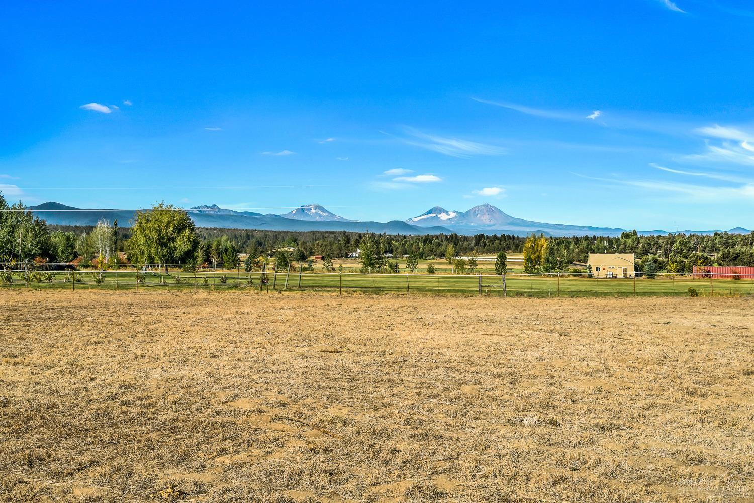 18665 Couch Market Road Bend, OR 97703 - Photo 22 of 23 Gallery Image 22