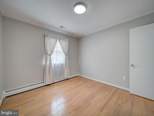 $3,250 | 705 Main Drive, Herndon, VA 20170