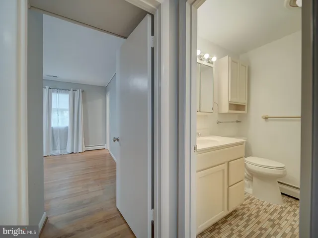 $3,250 | 705 Main Drive, Herndon, VA 20170