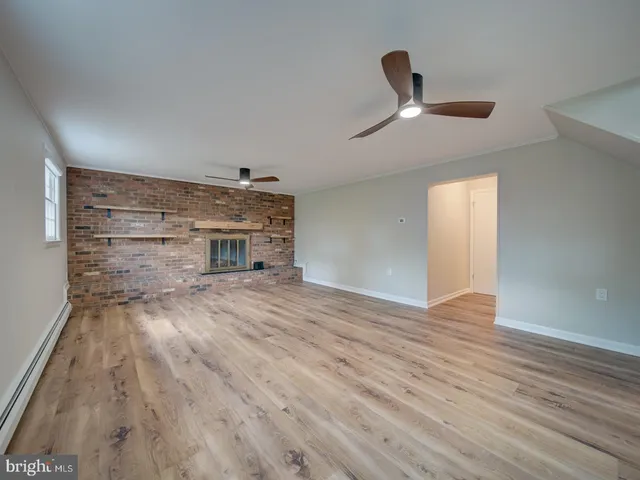 $3,250 | 705 Main Drive, Herndon, VA 20170