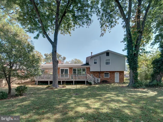 $3,250 | 705 Main Drive, Herndon, VA 20170