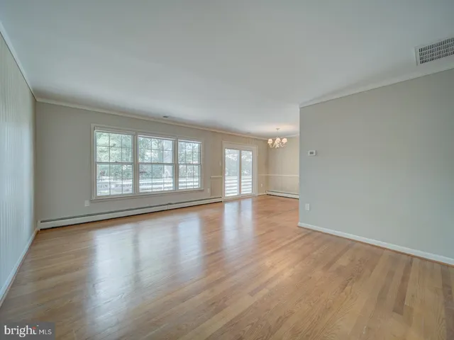 $3,250 | 705 Main Drive, Herndon, VA 20170