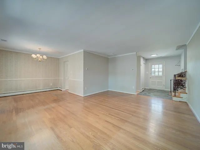 $3,250 | 705 Main Drive, Herndon, VA 20170