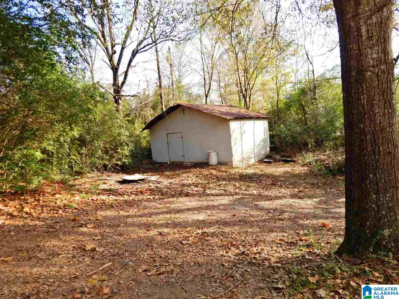 131 Beck Green Road Warrior, AL 35180 - Photo 29 of 35