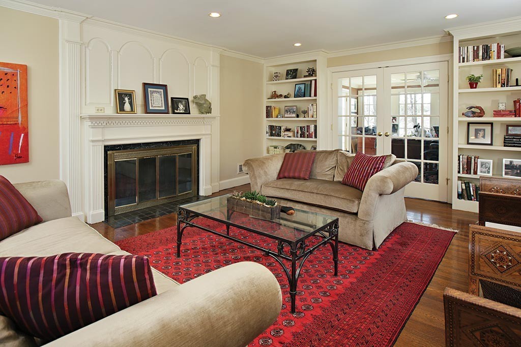 59 Baxter Road Brookline, MA 02445 - Photo 3 of 9