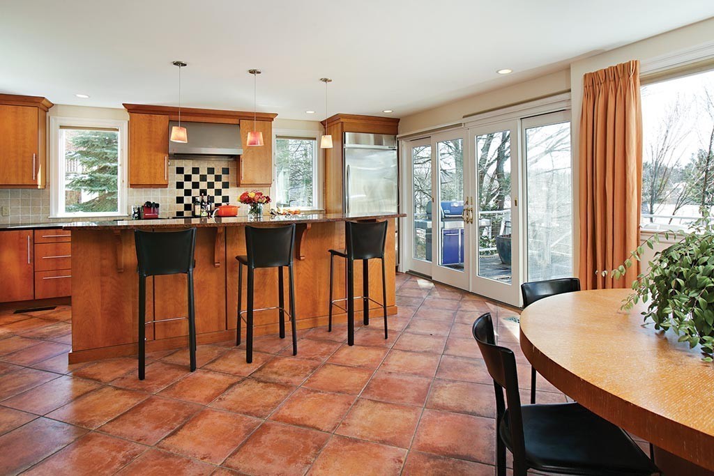 59 Baxter Road Brookline, MA 02445 - Photo 6 of 9