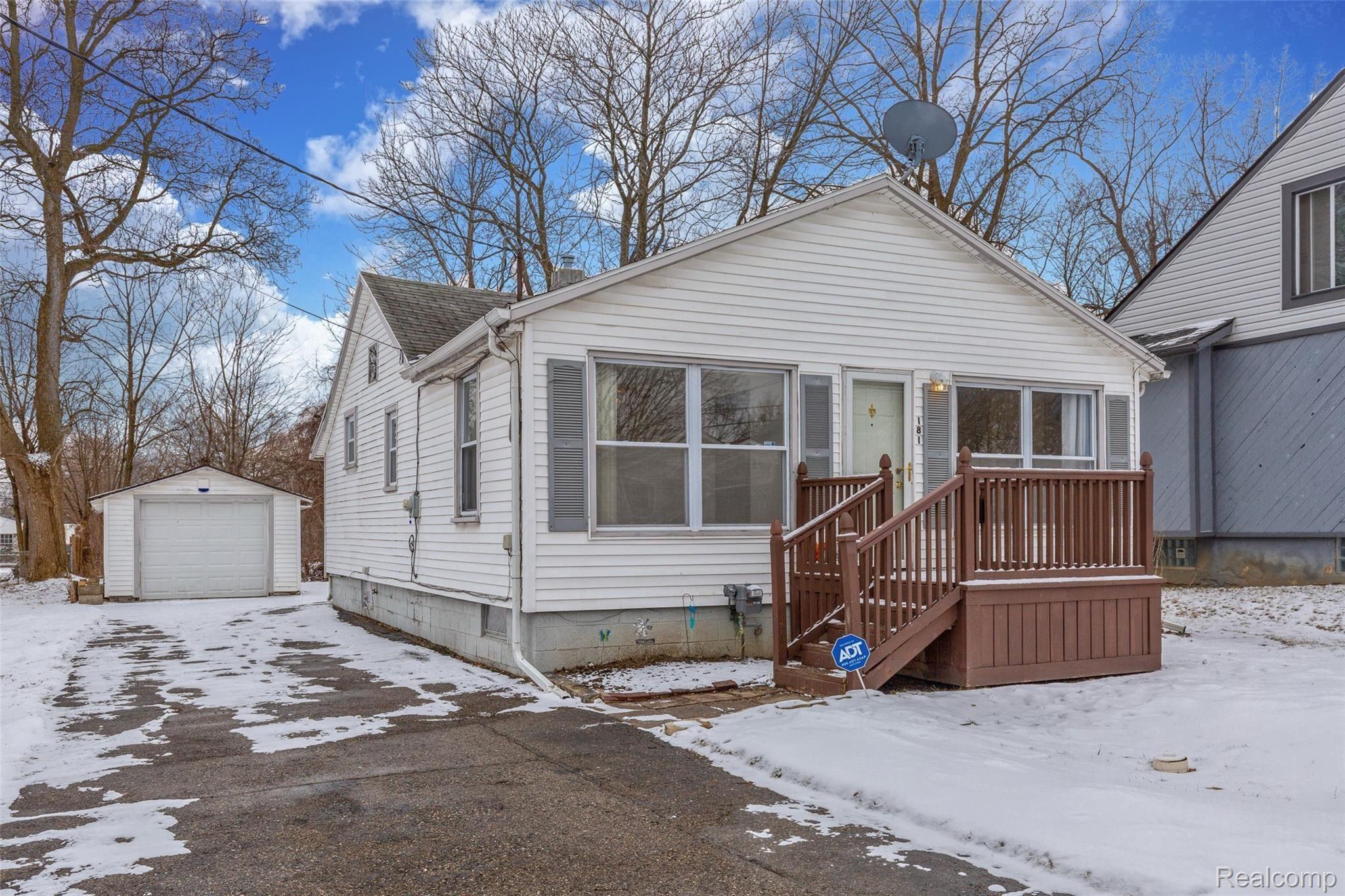 181 Harrison Street Pontiac, MI 48341 - Photo 1 of 15 Welcome to 181 Harrison Street