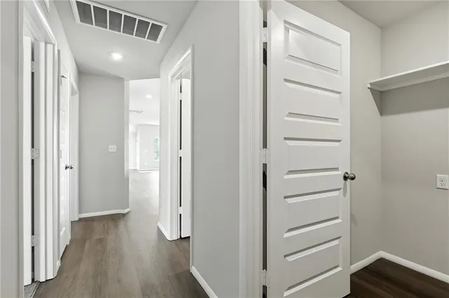 $299,165 | 466 Rock Creek Drive, Tonganoxie, KS 66086