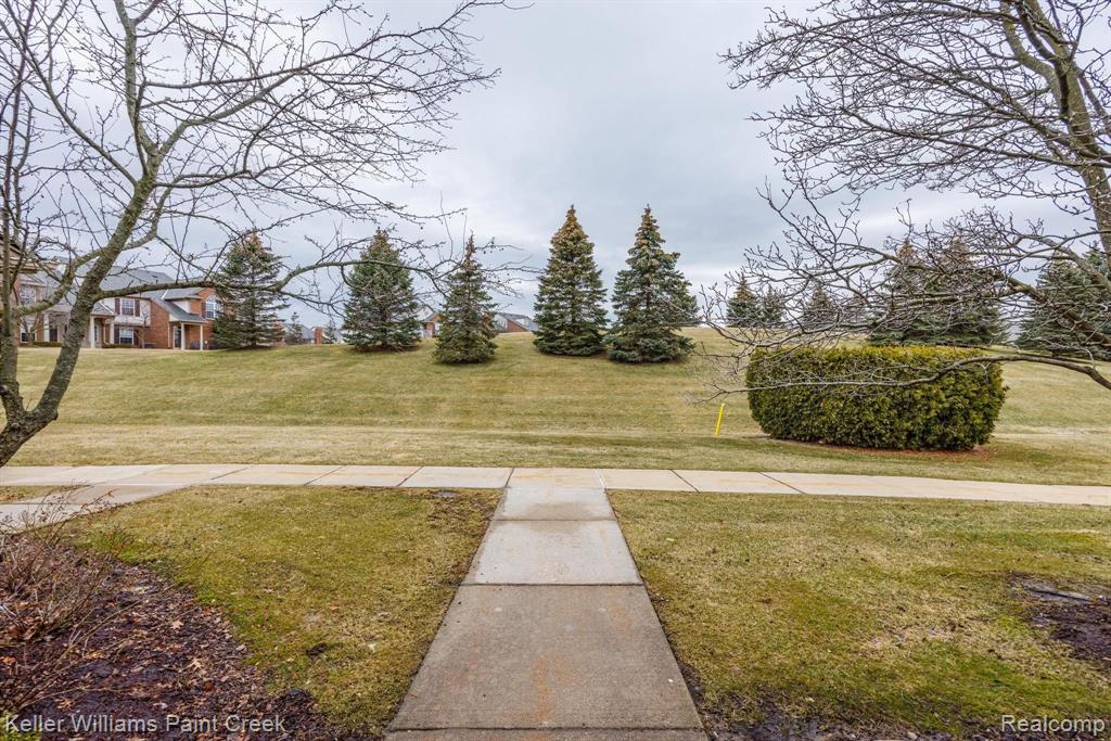 3628 Tremonte Circle Rochester, MI 48306 - Photo 2 of 30