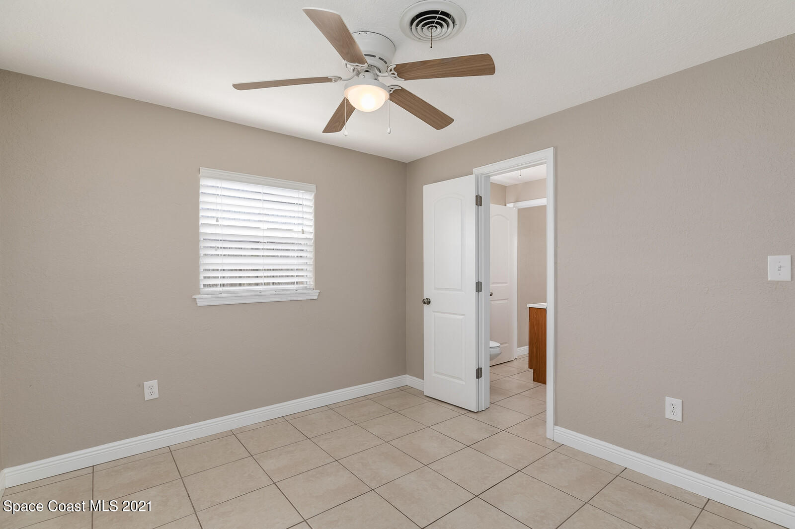 141 St George Road Melbourne, FL 32904 - Photo 19 of 28 17_141StGeorge208_mls