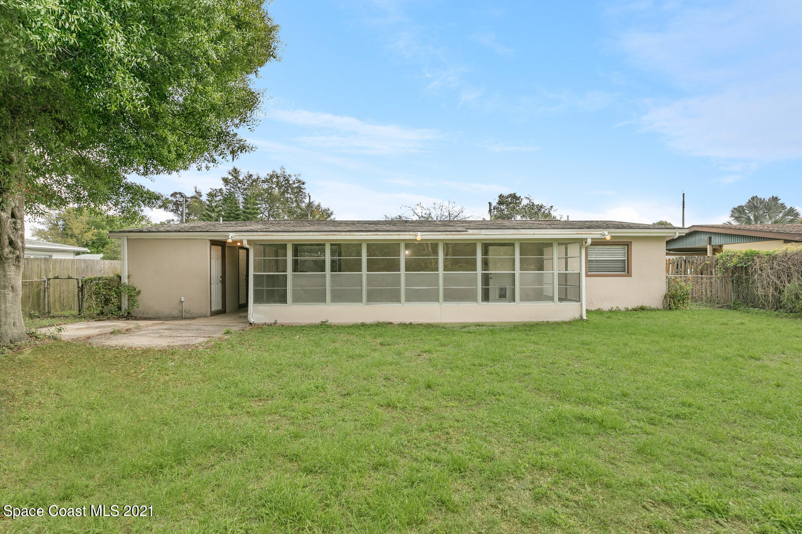 141 St George Road Melbourne, FL 32904 - Photo 3 of 28 07_141StGeorge106_mls