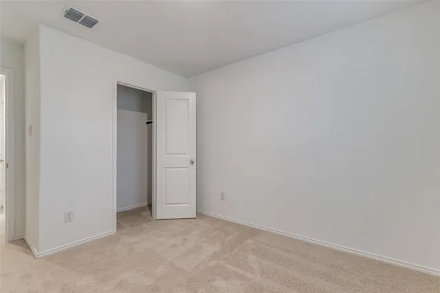 $1,849 | 609 Vicksburg Drive, Ennis, TX 75119