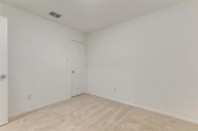 $1,849 | 609 Vicksburg Drive, Ennis, TX 75119