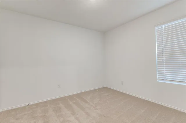 $1,849 | 609 Vicksburg Drive, Ennis, TX 75119