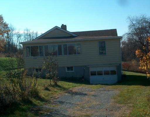 2290 Hookstown Grade Road Clinton, PA 15026 - Photo 1 of 8 Exterior Front.