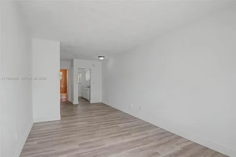 $1,600 | 1685 Jefferson Avenue, Unit 15, Miami Beach, FL 33139