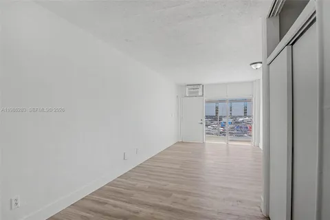 $1,600 | 1685 Jefferson Avenue, Unit 15, Miami Beach, FL 33139