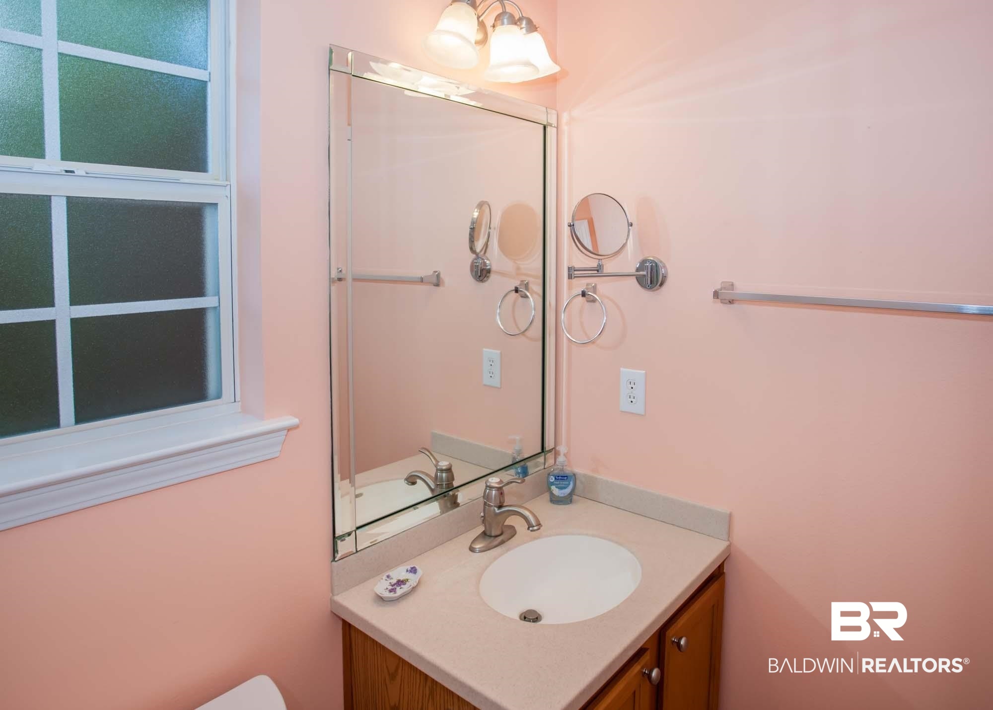 227 Meadow Run Loop East Foley, AL 36535 - Photo 19 of 42 Guest bath