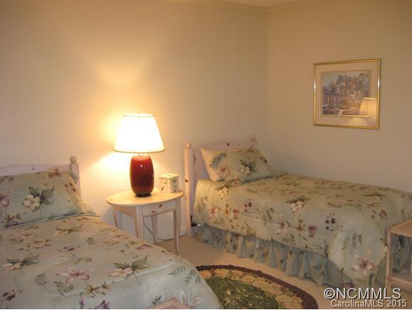 117 Running Fox Road Sapphire, NC 28774 - Photo 19 of 24 Gallery Image 19