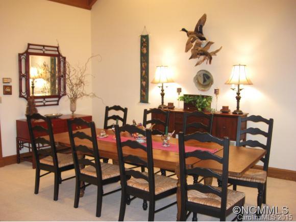 117 Running Fox Road Sapphire, NC 28774 - Photo 5 of 24 Gallery Image 5