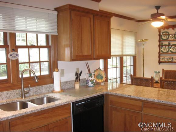 117 Running Fox Road Sapphire, NC 28774 - Photo 7 of 24 Gallery Image 7