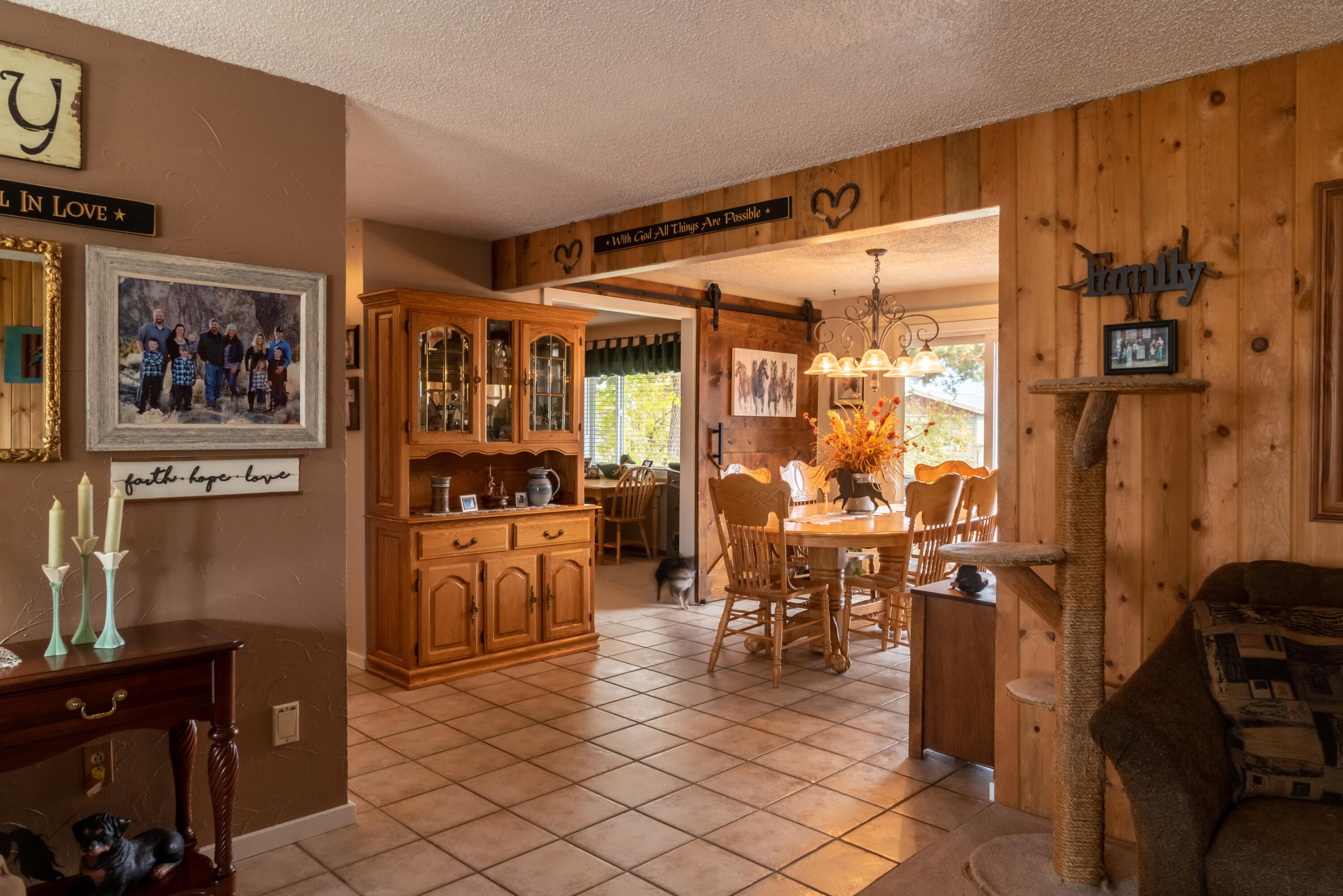 61136 Ropp Lane Bend, OR 97702 - Photo 16 of 75 DSC_5916-HDR