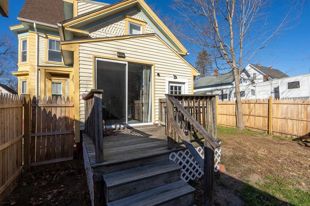 11 Green Street Rochester, NH 03868 - Photo 41 of 49