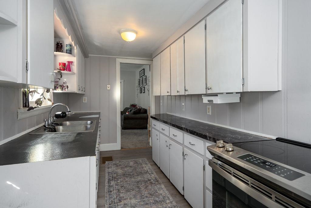 11 Green Street Rochester, NH 03868 - Photo 47 of 49