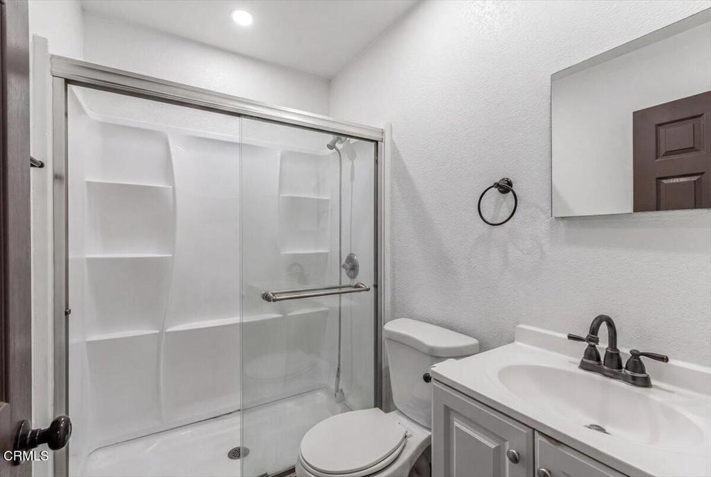 1155 Richmond Road Santa Paula, CA 93060 - Photo 20 of 61