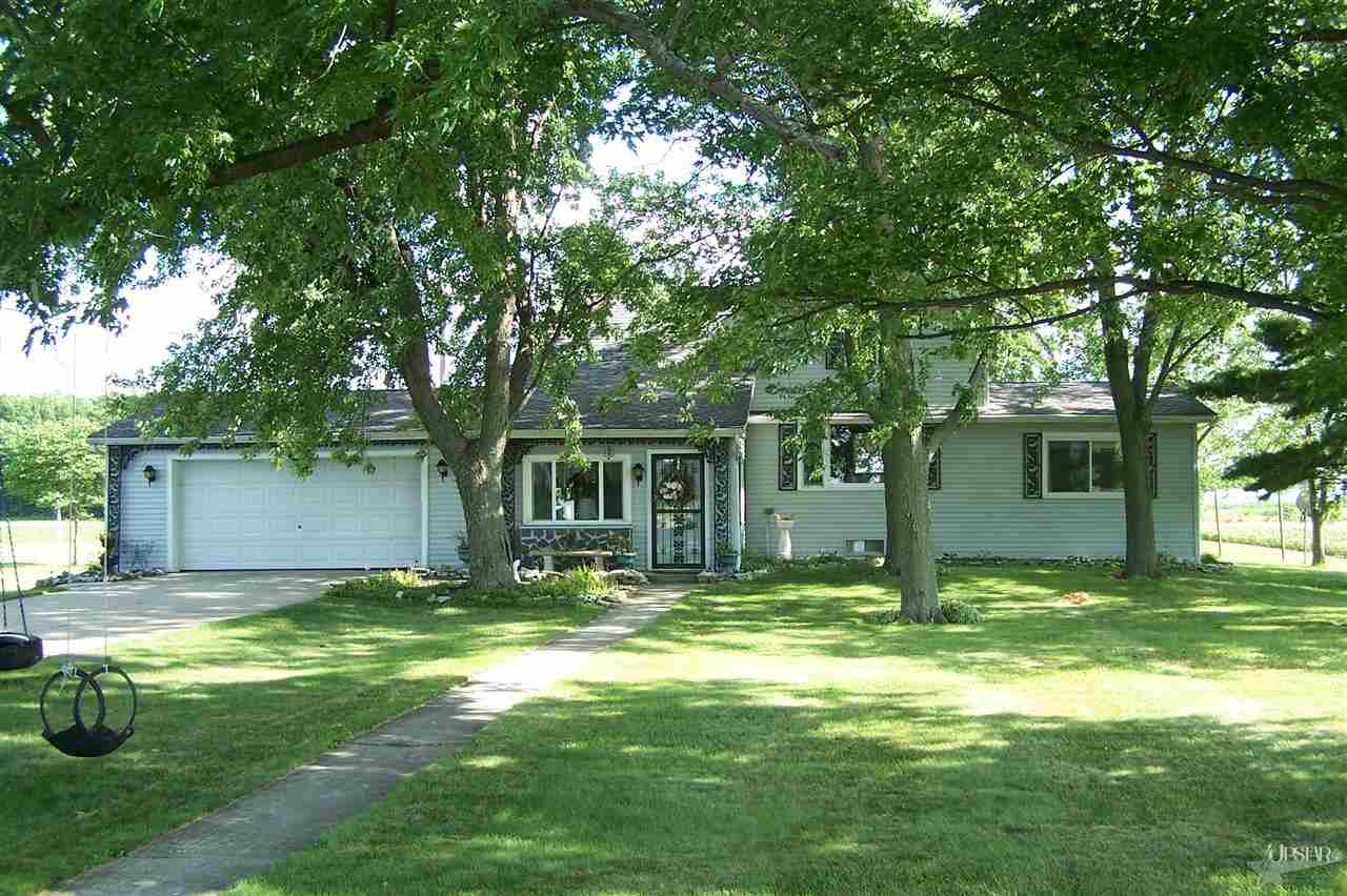 13612 East Tillman Road Fort Wayne, IN 46816 - Photo 1 of 30