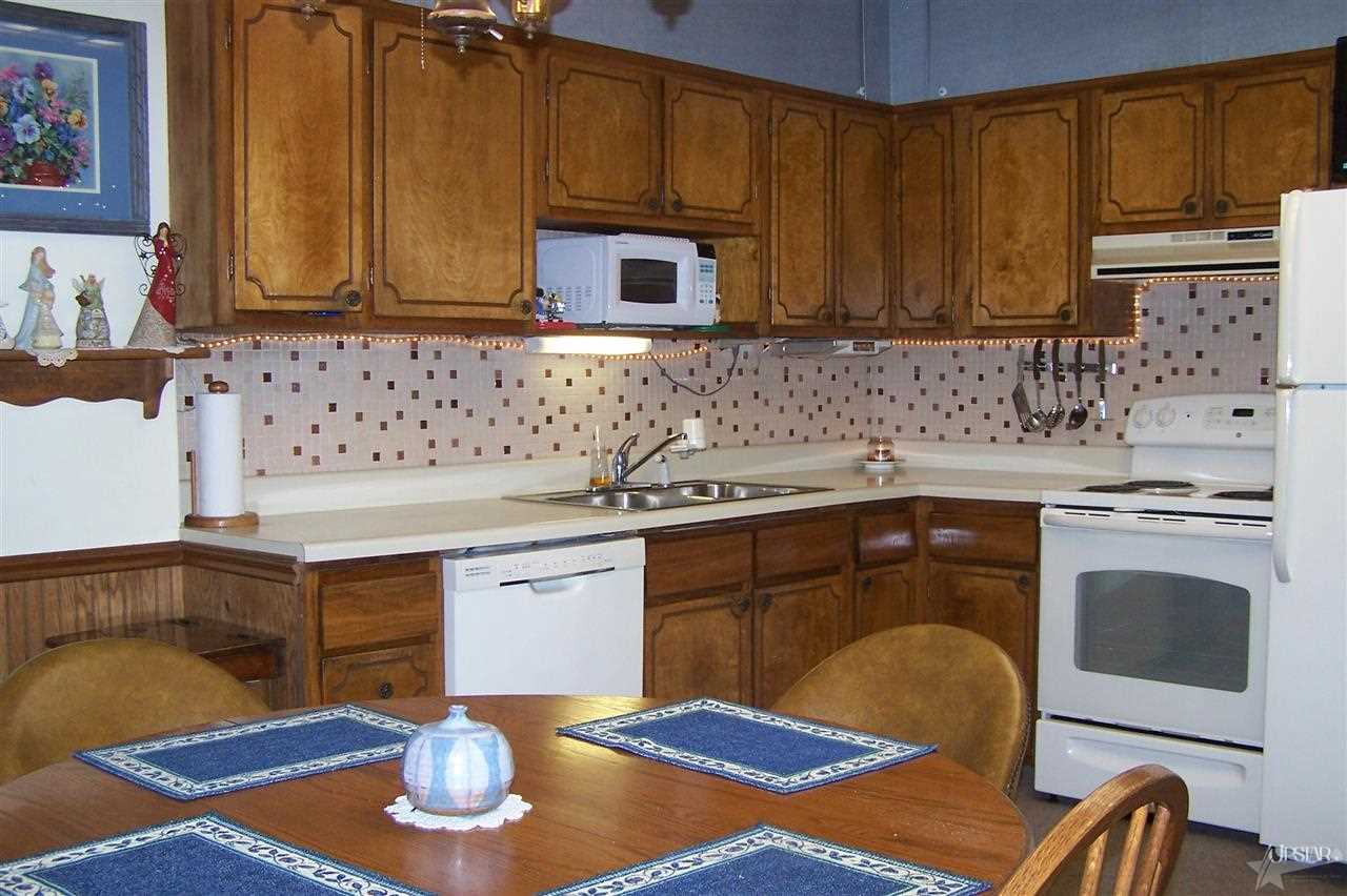 13612 East Tillman Road Fort Wayne, IN 46816 - Photo 11 of 30