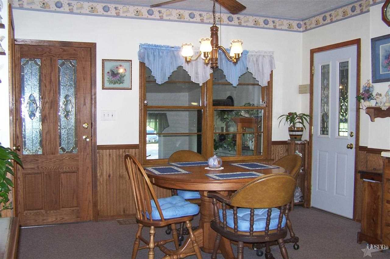 13612 East Tillman Road Fort Wayne, IN 46816 - Photo 12 of 30