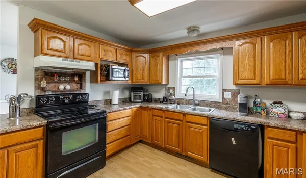 $309,900 | 736 Westbrook Road, Cuba, MO 65453