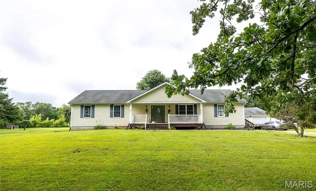 $329,900 | 736 Westbrook Road, Cuba, MO 65453