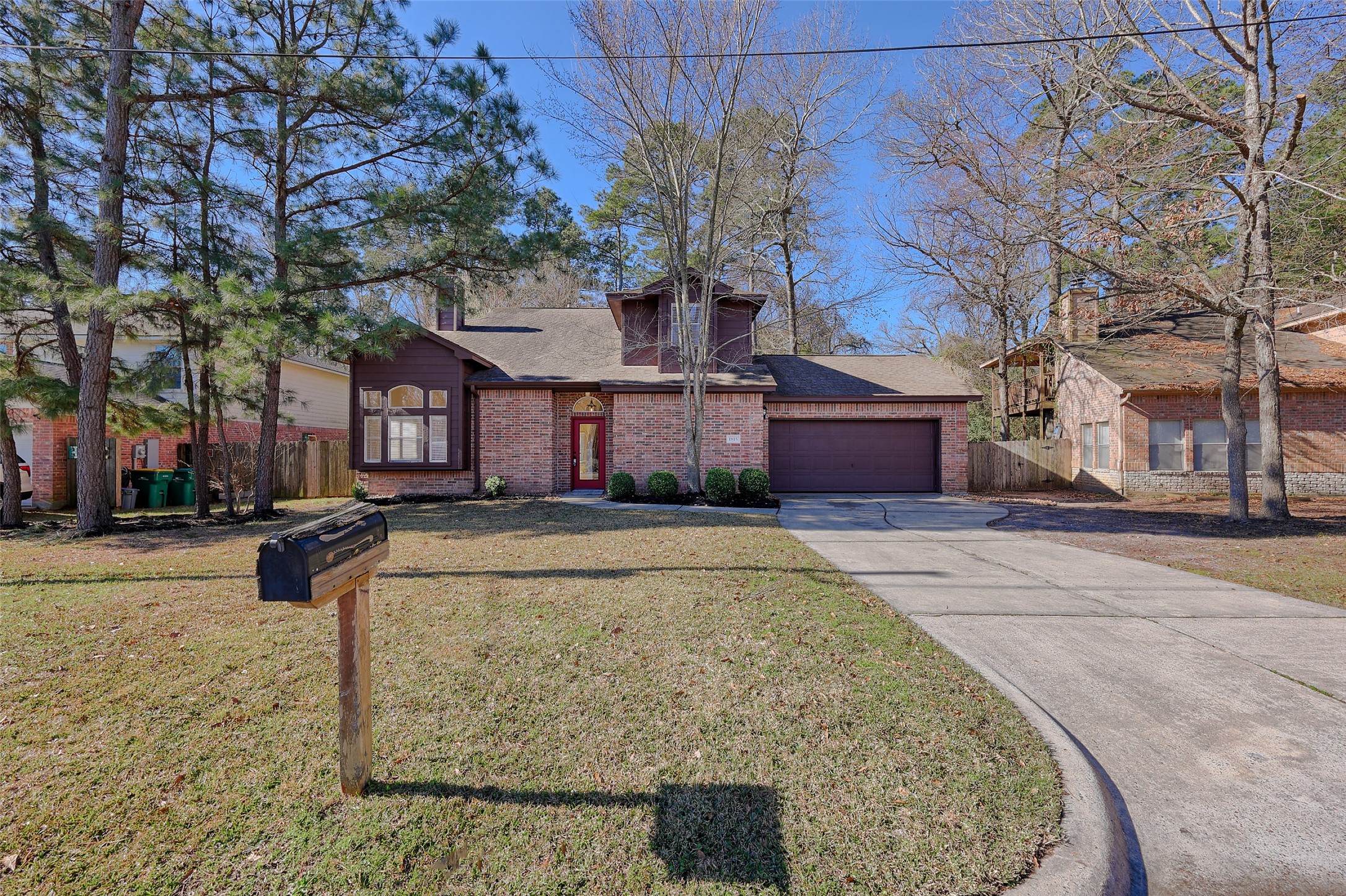 1815 Tickner Street Conroe, TX 77301 - Photo 2 of 36