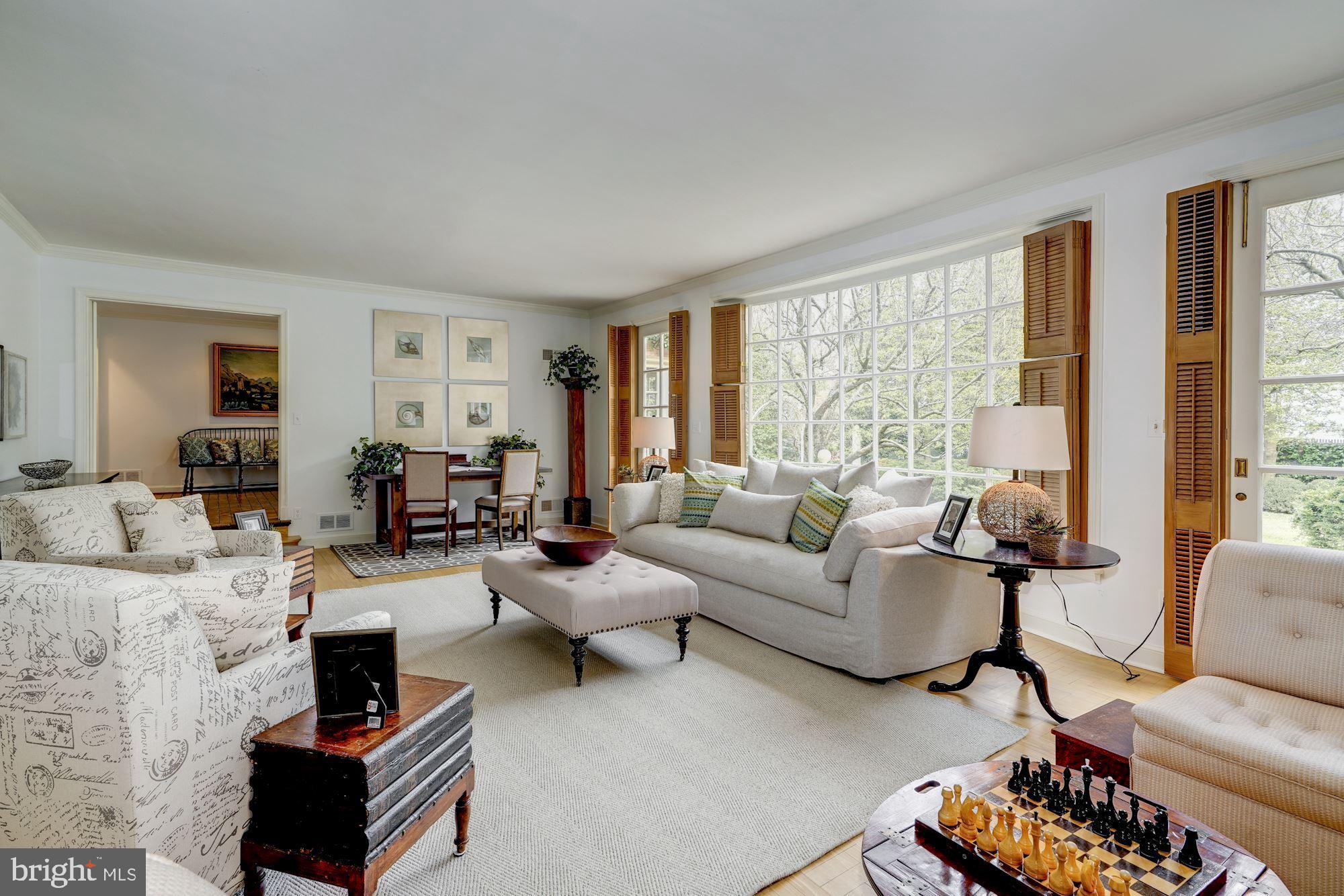 4635 Ashby Street Northwest Washington, DC 20007 - Photo 12 of 42 Main Level - Living Room