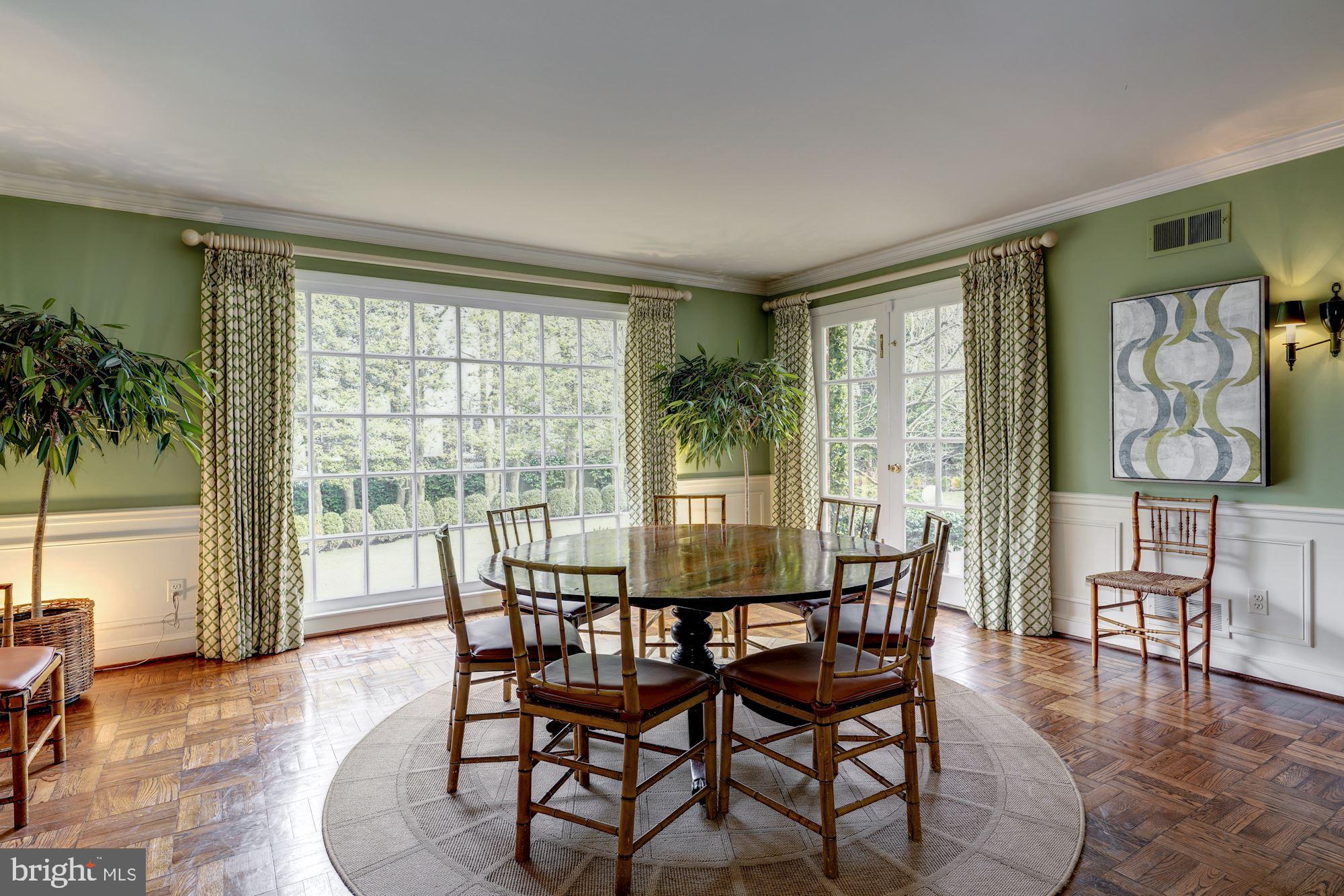 4635 Ashby Street Northwest Washington, DC 20007 - Photo 13 of 42 Main Level - Dining Room